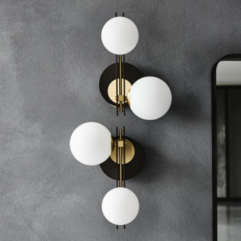 planeta italia cattelan light