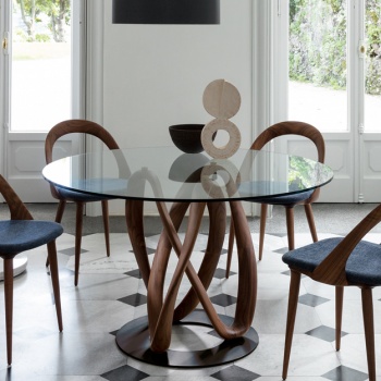 Porada Tables