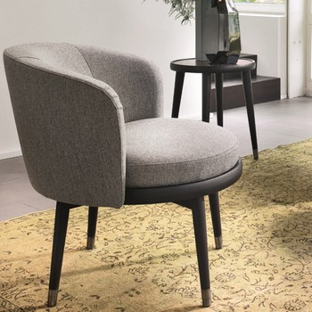 Porada Daphne Armchair