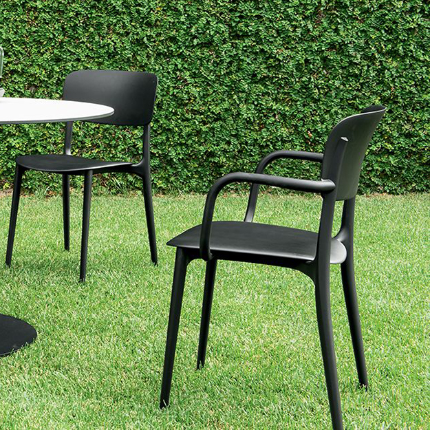 Calligaris Liberty Outdoor Chair With Arms